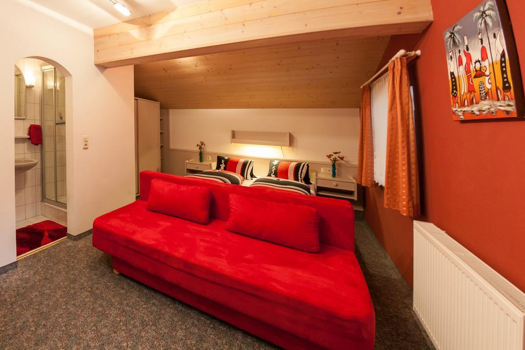 Appartement Gimpl Fusch an der Grossglocknerstrasse Bagian luar foto